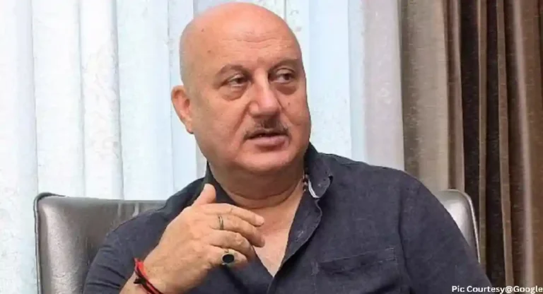 चित्रपट अभिनेते Anupam Kher यांच्या कार्यालयात घरफोडी; चित्रपटाच्या रीळसह रोकड चोरीला