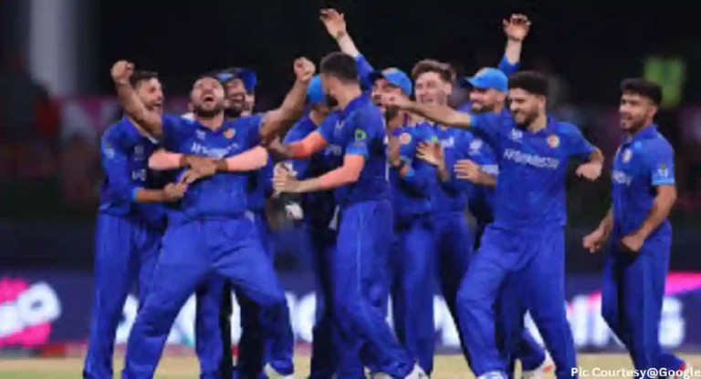 T20 World Cup, Afg vs Aus : ऑस्ट्रेलियावर सनसनाटी विजय मिळवल्यावर अफगाण ड्रेसिंग रुममध्ये असा झाला विजय साजरा