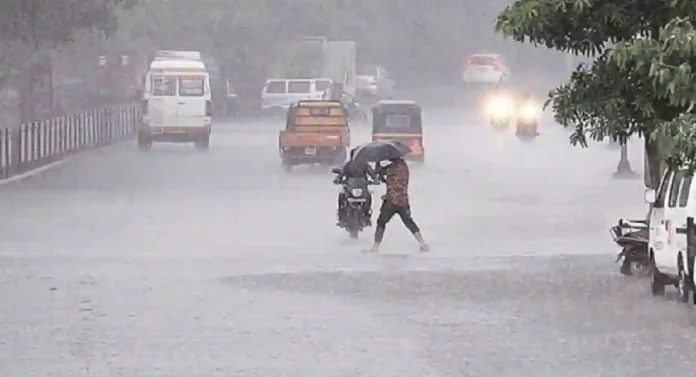 Mumbai Rains : मध्यरात्रीपासून मुंबईत ठिकठिकाणी मुसळधार पाऊस; पुढील ३-४ तास महत्त्वाचे