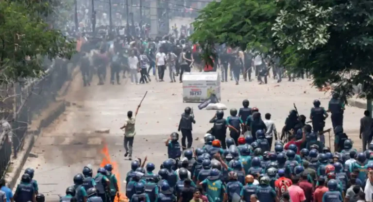 Bangladesh मध्ये आरक्षण ५६ टक्क्यांवरून ७ टक्क्यांवर; हिंसाचाराची धग मात्र कायम