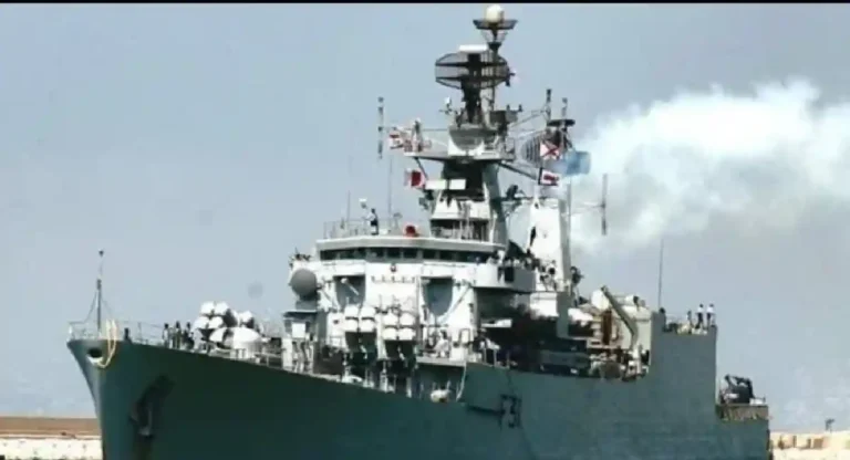 युद्धनौका INS Brahmaputra चा अपघात; 1 अधिकारी बेपत्ता