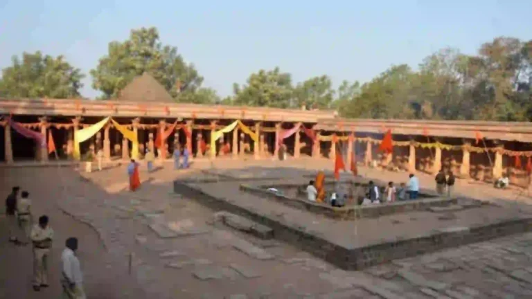 मध्य प्रदेशातील धार भोजशाळेचा ASI सर्वे आला समोर; हिंदू मंदिर असल्याचे १७०० अवशेष सापडले