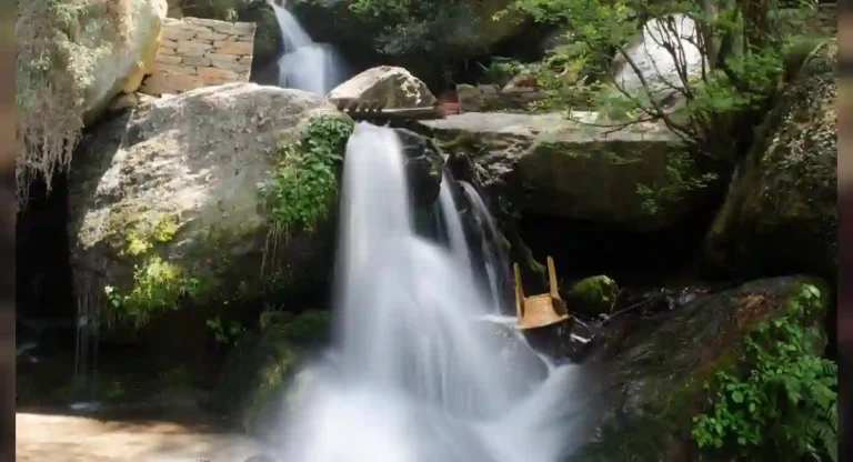 jana waterfall manali: मनालीमध्ये फिरायला जाणार आहात? मग ‘या’ फेमस धबधब्याला नक्की भेट द्या