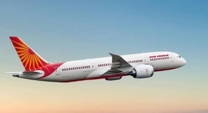 Bomb Threat : मुंबईहून केरळला जाणाऱ्या Air India च्या विमानात बॉम्बची धमकी