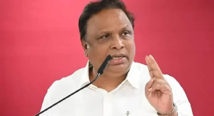 Ashish Shelar यांचा पीए असल्याचे भासवून फसवणूक, वांद्रे पोलिसांनी केली मोठी कारवाई