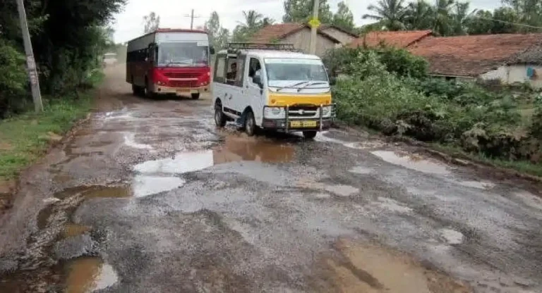 Mumbai-Goa Highway गणेशोत्सवापूर्वी खड्डे मुक्त होणार; केंद्रीय मंत्री नितीन गडकरींनी दिल्या सूचना