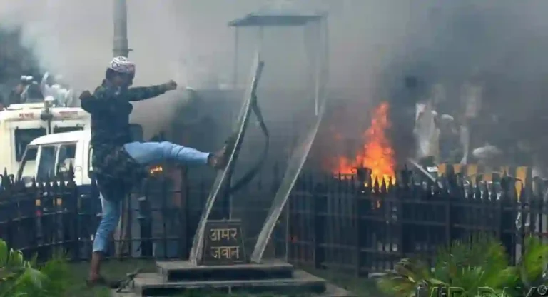 Azad Maidan Riots : महाराष्ट्राच्या मानहानीची लक्तरे १२ वर्षांनंतरही चव्हाट्यावरच