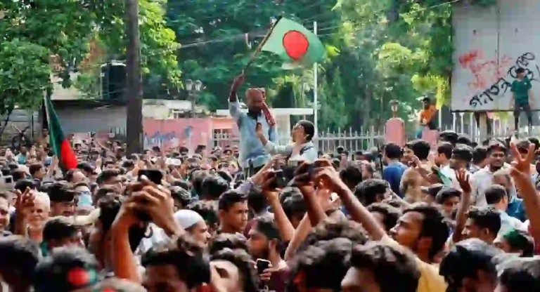 आता Bangladesh मध्ये राष्ट्रगीत बदलण्याची मागणी; म्हणे, भारताने १९७१ मध्ये हे गीत आमच्यावर लादले