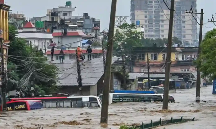 Nepal flood: नेपाळ पुरामुळे उध्वस्त! आतापर्यंत ११२ जणांचा मृत्यू, शंभरहून अधिक बेपत्ता