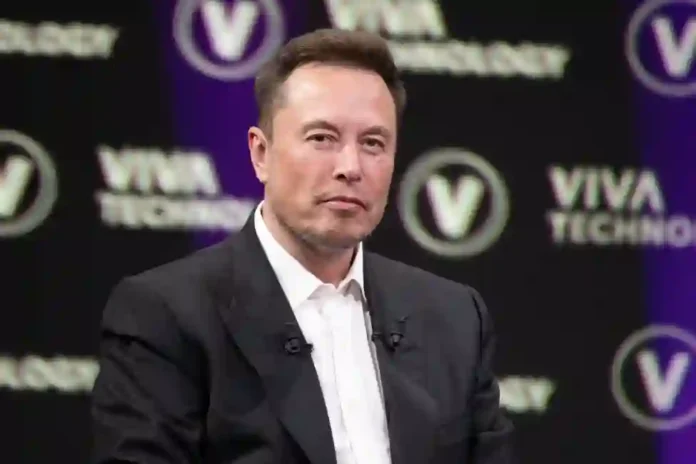 Elon Musk ने केली X ची साफसफाई; कोट्यवधी आक्षेपार्ह पोस्ट हटविल्या, तर लाखो खाती बंद!