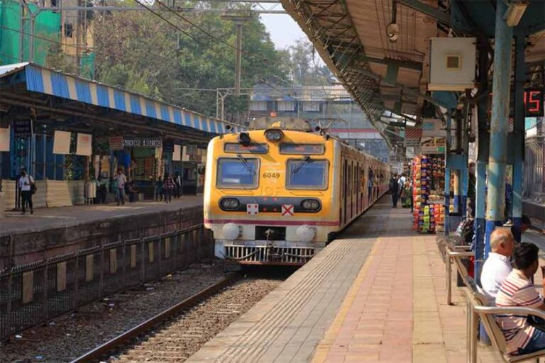 Western Railway चे नवे वेळापत्रक; ‘या’ तारखेपासून १२ नव्या फेऱ्या