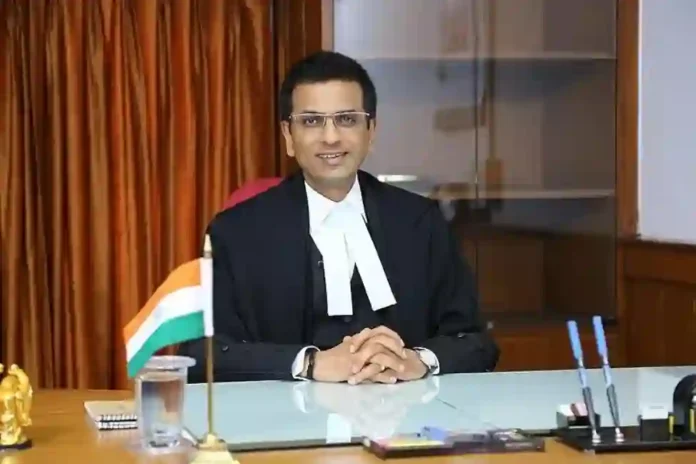 CJI Chandrachud :१० नोव्हेंबरला संपणार सरन्यायाधीश चंद्रचूड यांचा कार्यकाळ; पत्र लिहून केली 'या' नावाची शिफारस