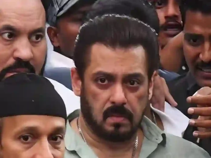 Salman Khan : सलमान खानला पुन्हा धमकी! थेट मुंबई पोलिसांना मेसेज करुन केली 'ही' मोठी मागणी