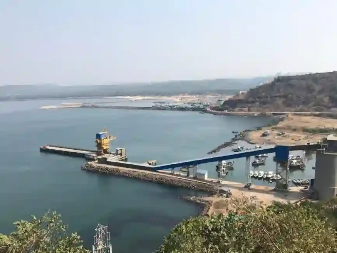 Ratnagiri: तरुणांसाठी सुवर्णसंधी! महाराष्ट्रातील दोन मोठे प्रकल्प कोकणात; रत्नागिरीत होणार २९५५० कोटींची गुंतवणुक