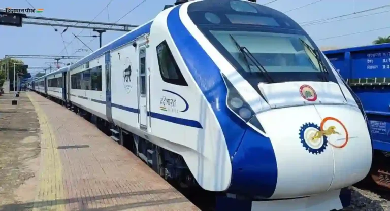 हे चाललंय तरी काय? चक्क Vande Bharat Train मधील प्रवाशाला अन्नात सापडले किडे