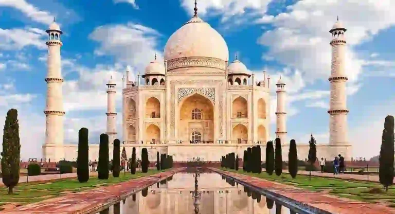 Taj Mahal ला बॉम्बने उडवण्याची धमकी; सुरक्षा वाढवली