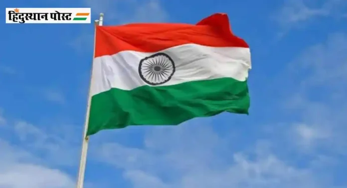 National Flag चा अवमान केल्याप्रकरणी वडापाव विक्रेत्याविरुद्ध गुन्हा