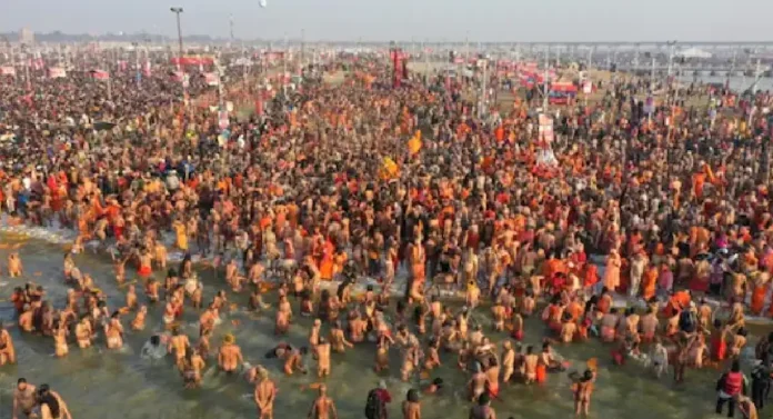 Maha Kumbh Mela 2025 : प्रयागराज येथे महाकुंभमेळ्याला सुरुवात; १ कोटी भाविक करणार अमृतस्नान