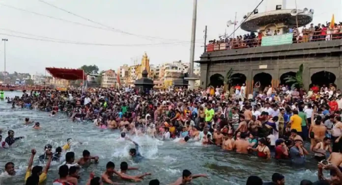 Simhastha Kumbh Mela च्या कामांचा आराखडा सादर करा; मंत्रालयात उच्चस्तरीय बैठकीत दिले आदेश