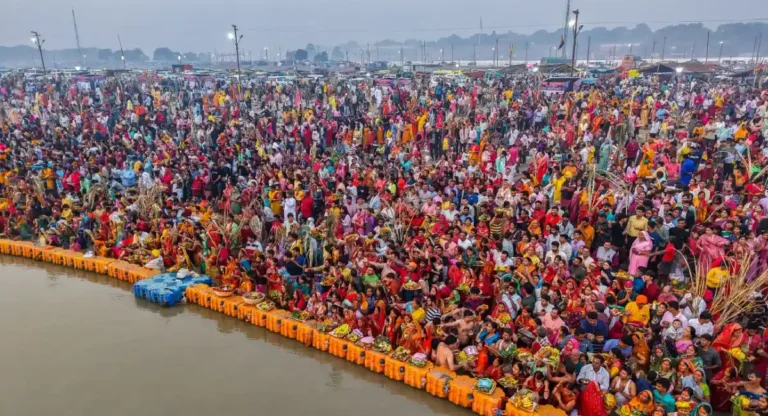 Mahakumbh 2025 : कुंभमेळा ही अंधश्रद्धा असल्याचा प्रचार भोवला; नागा साधूंनी कार्यकर्त्यांना चोपले