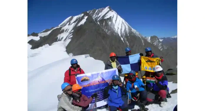 Rock Climbing : ‘सॅक’ ची पंचविशी आणि २५ सुळक्यांची चढाई