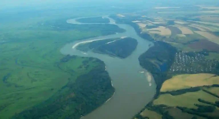 Longest River In India : भारतातील 10 सर्वात लांब नद्या कोणत्या तुम्हाला ठाऊक आहेत का ?