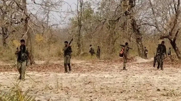 31 Maoists killed : छत्तीसगडमध्ये सुरक्षा दल आणि नक्षलवादी यांच्यात झालेल्या चकमकीत ३१ नक्षलवादी ठार, २ जवान हुतात्मा