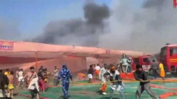 Fire in Mahakumbh: महाकुंभमेळा परिसरात पुन्हा लागली आग ; ५ मिनटांत मिळवले नियंत्रण