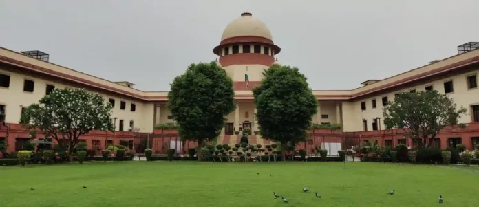 ‘मोफत’ योजनांमुळे लोकांना काम नको; लाडकी बहीणसारख्या योजनांवर Supreme Court चं परखड मत