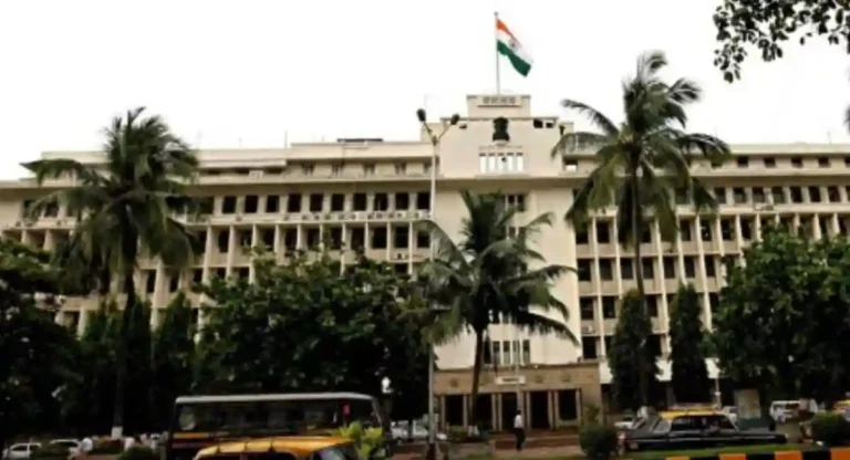 Mantralaya प्रवेशासाठी नवी प्रणाली; कर्मचाऱ्यांचे हाल पण मंत्र्यांच्या कार्यकर्त्यांना मुभा