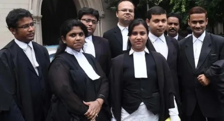 Lawyer Black Coat : काळा कोट न घालता वकिलांना चार महिने करता येणार काम; काय आहे कारण ?