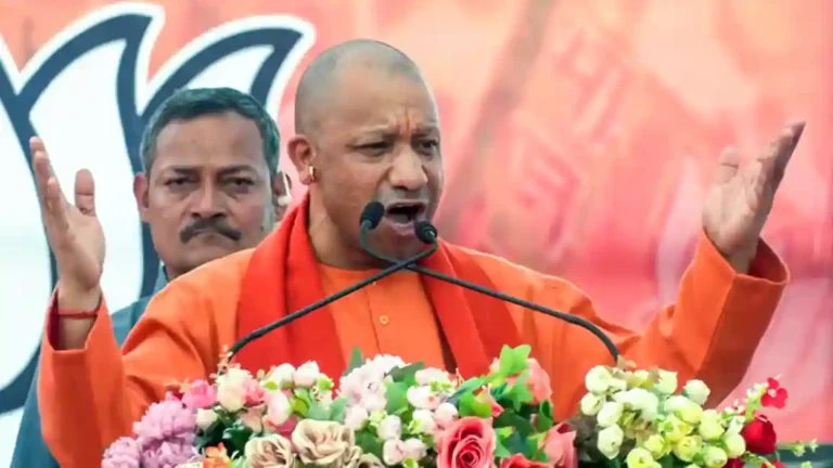 CM Yogi Adityanath यांना बॉम्बने उडवण्याची धमकी !